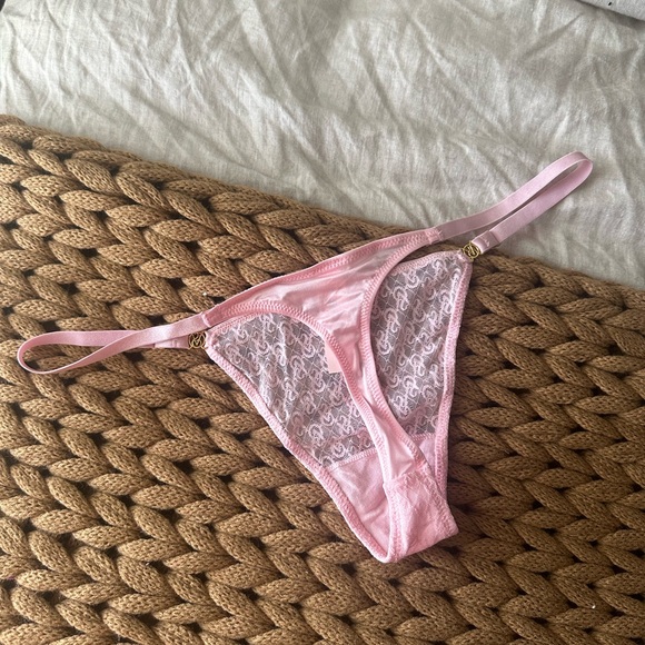 NWT Victoria secret thongs - Picture 2 of 4